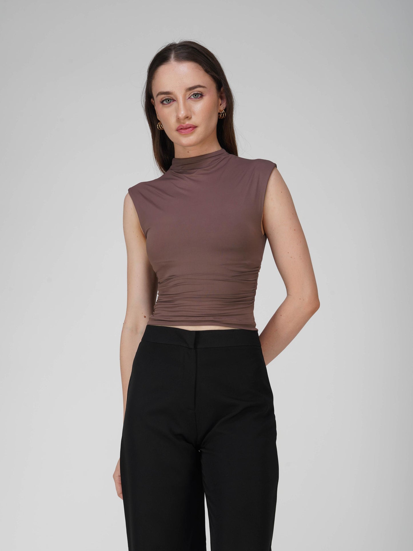 Radhica in beam tee coco