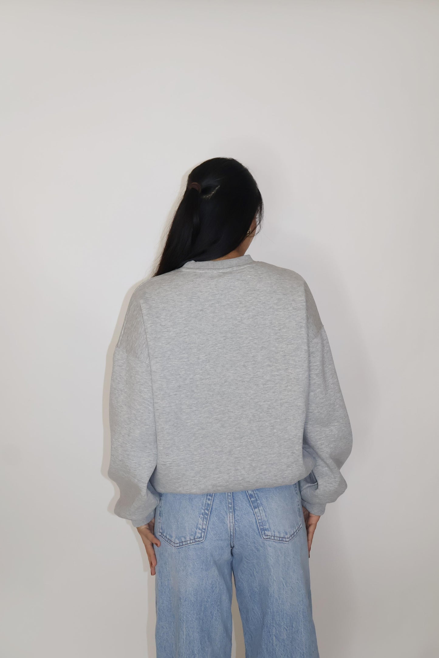 BUTTER SOFT CREWNECK (Slate)