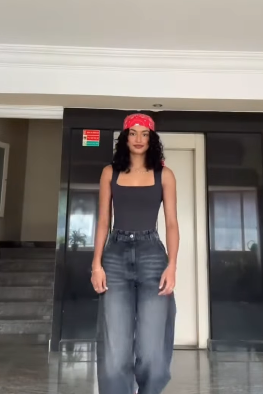 Rida in echo bodysuit onyx