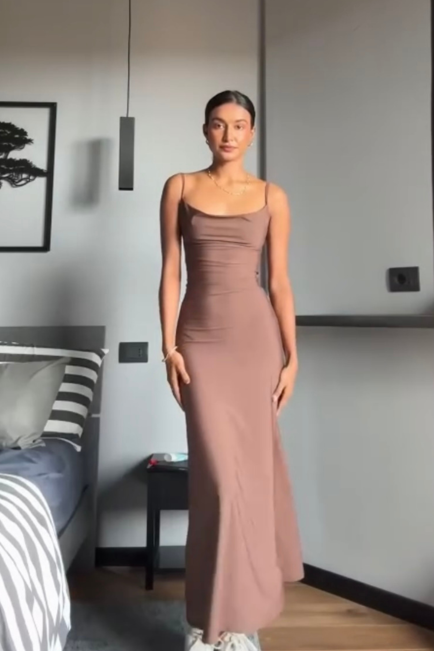 Rida in glow dress coco