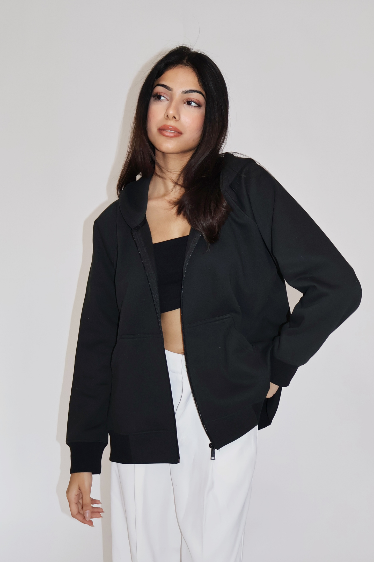 OVERSIZED HOODED ZIPPER (BLACK)
