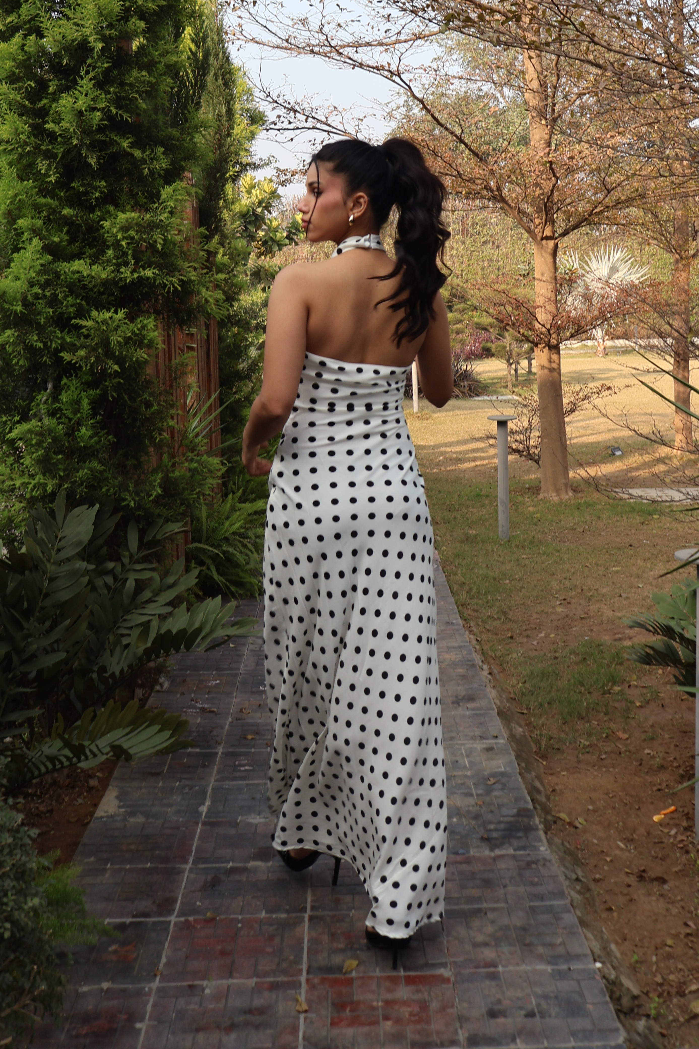 Diwanshi in Lyna Dress White