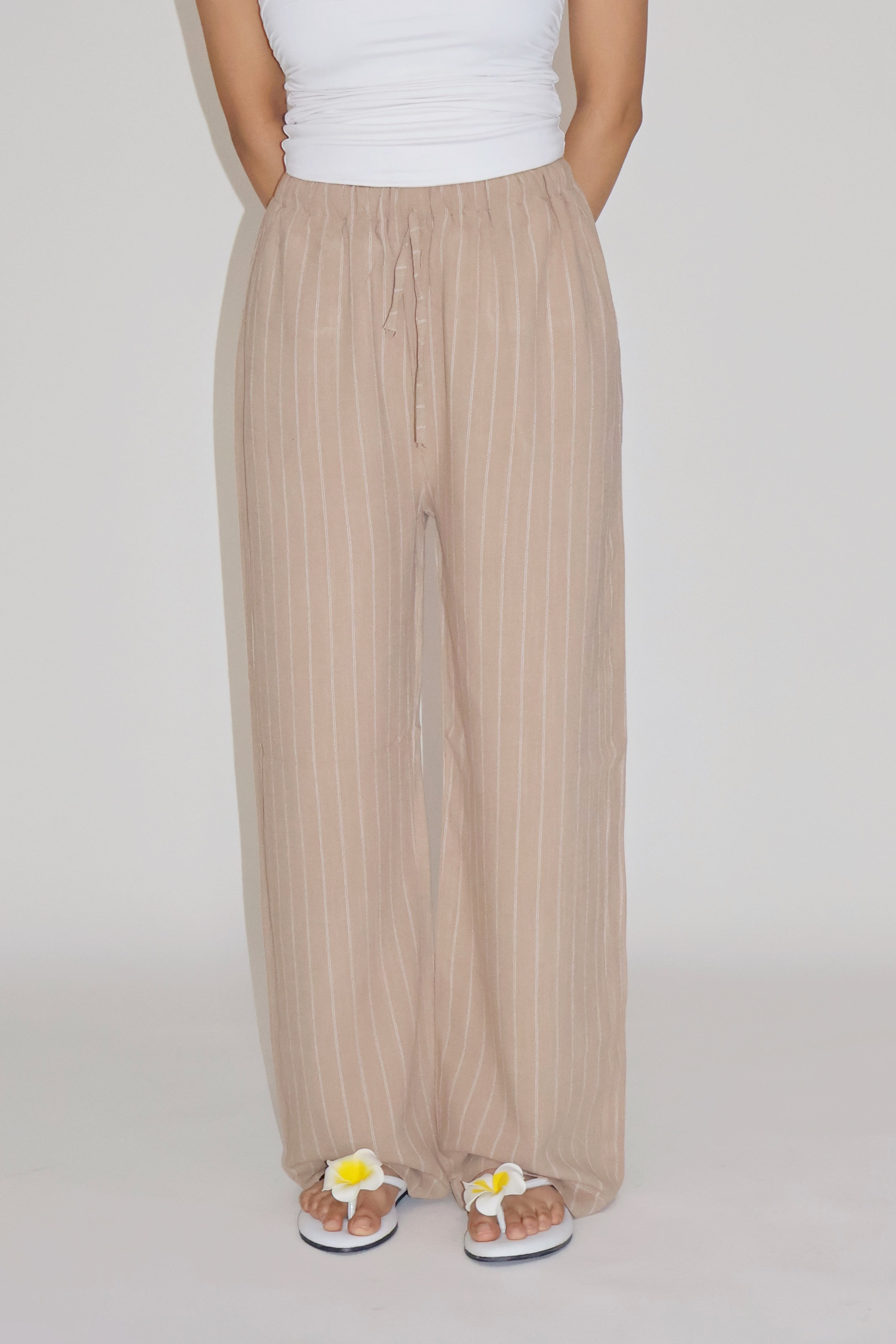 CLAY STRIPED PANTS - (Beige)