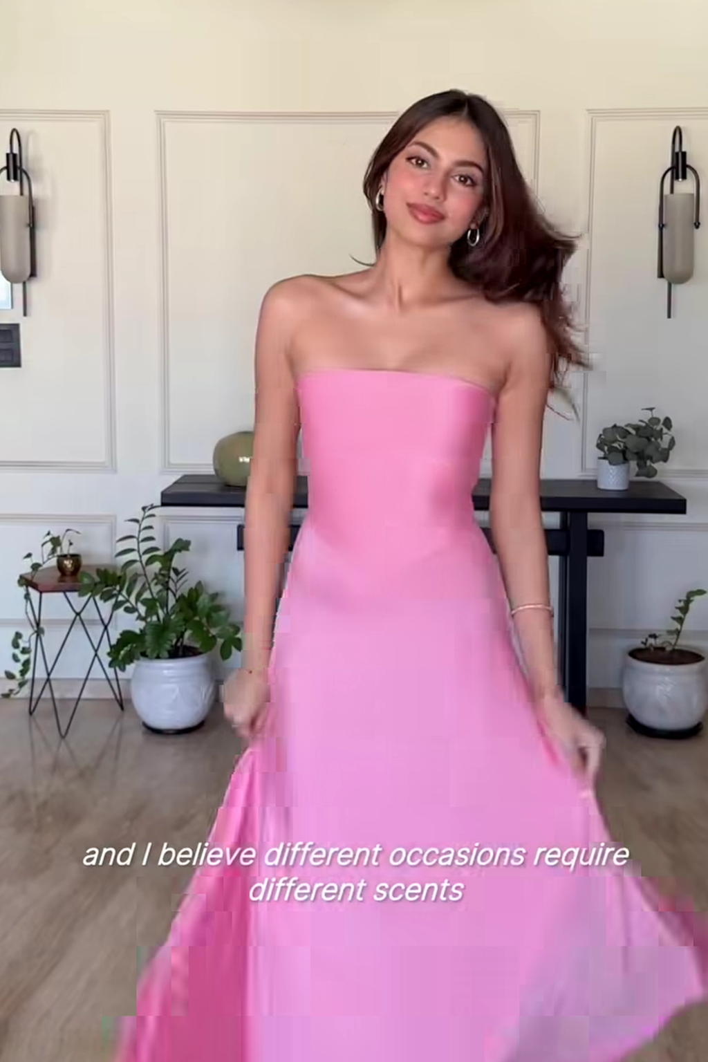 Khushi in Flow Dress Flamingo