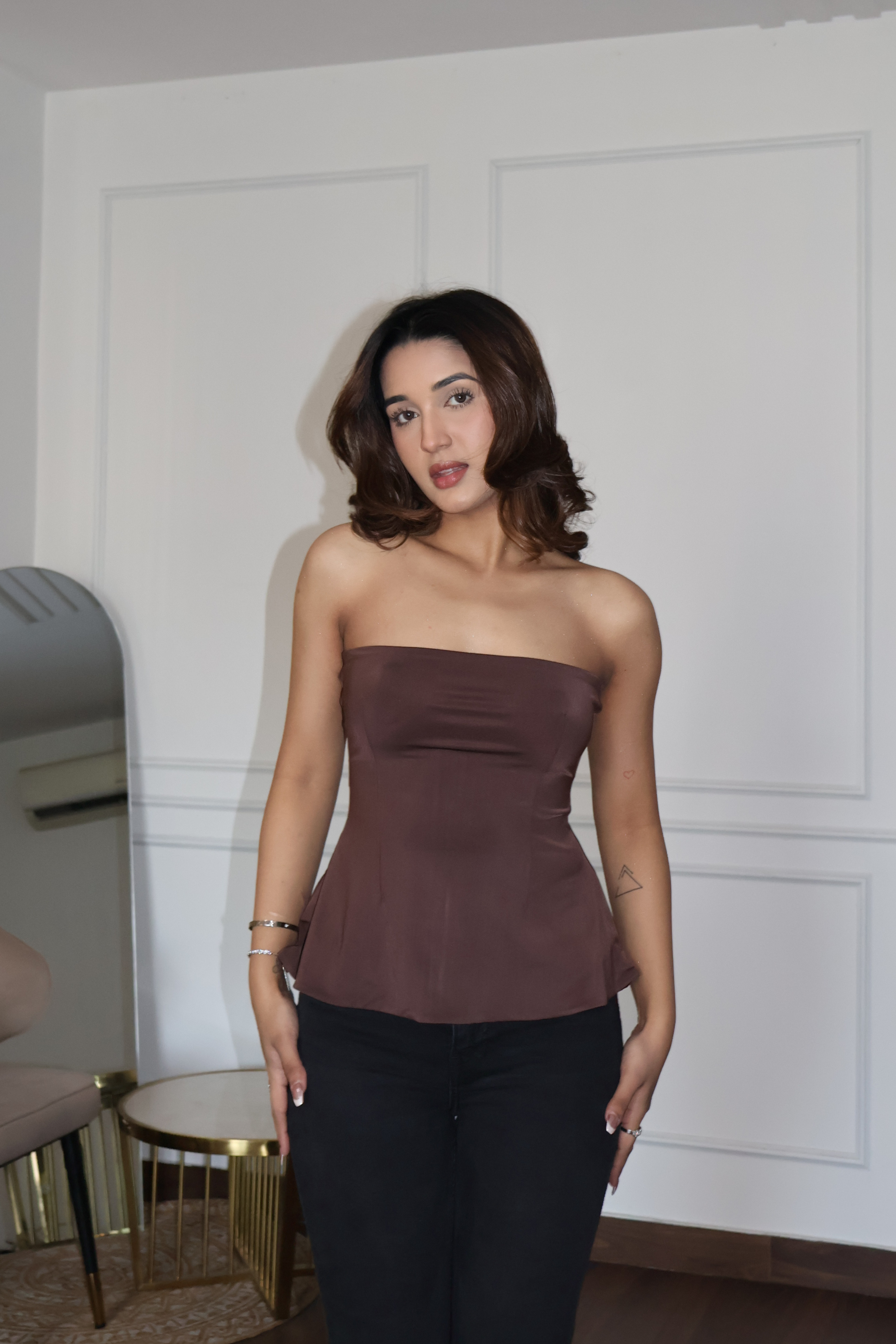 Saniya in Aperol Top Coco