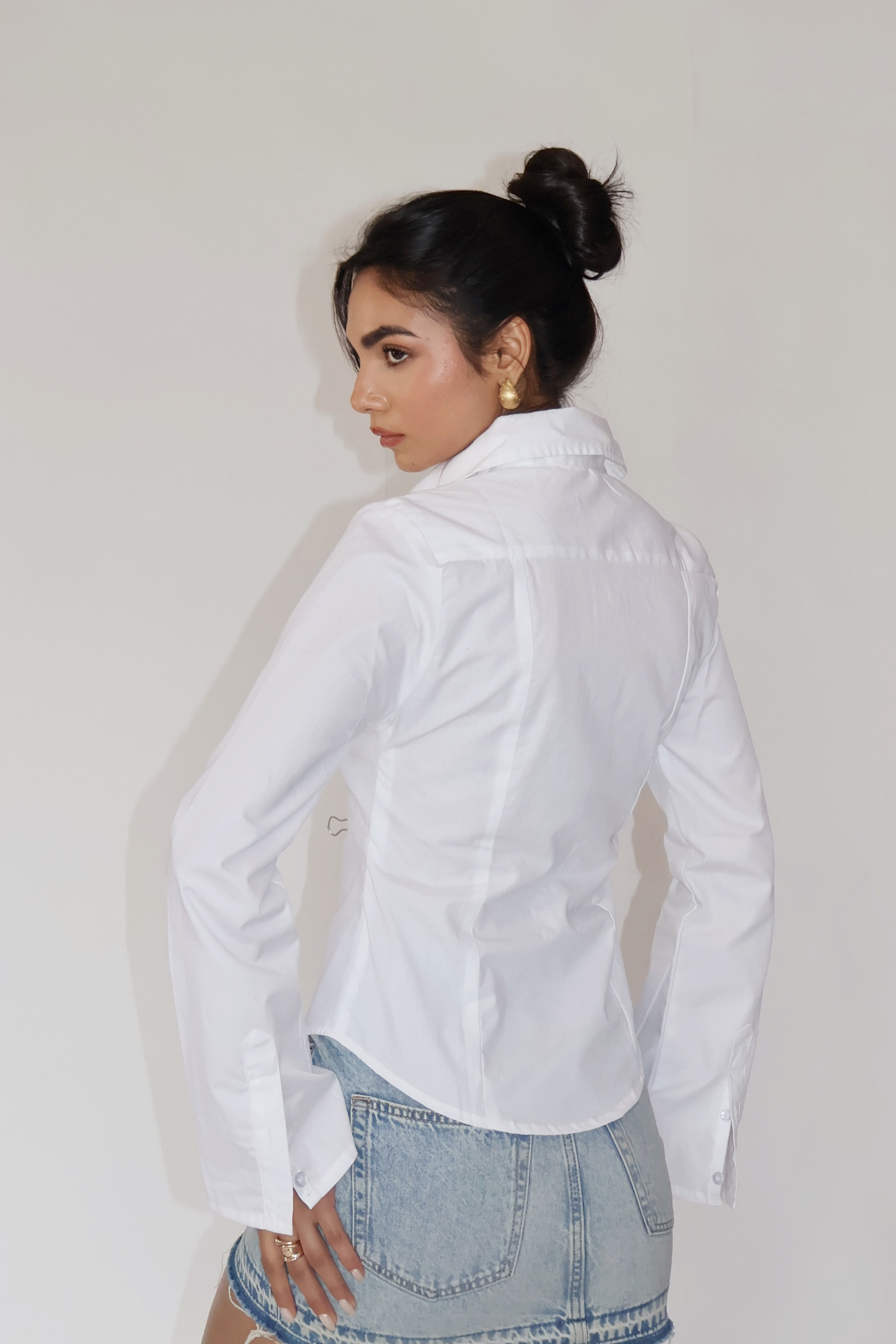 MOON Fitted Shirt – Dove