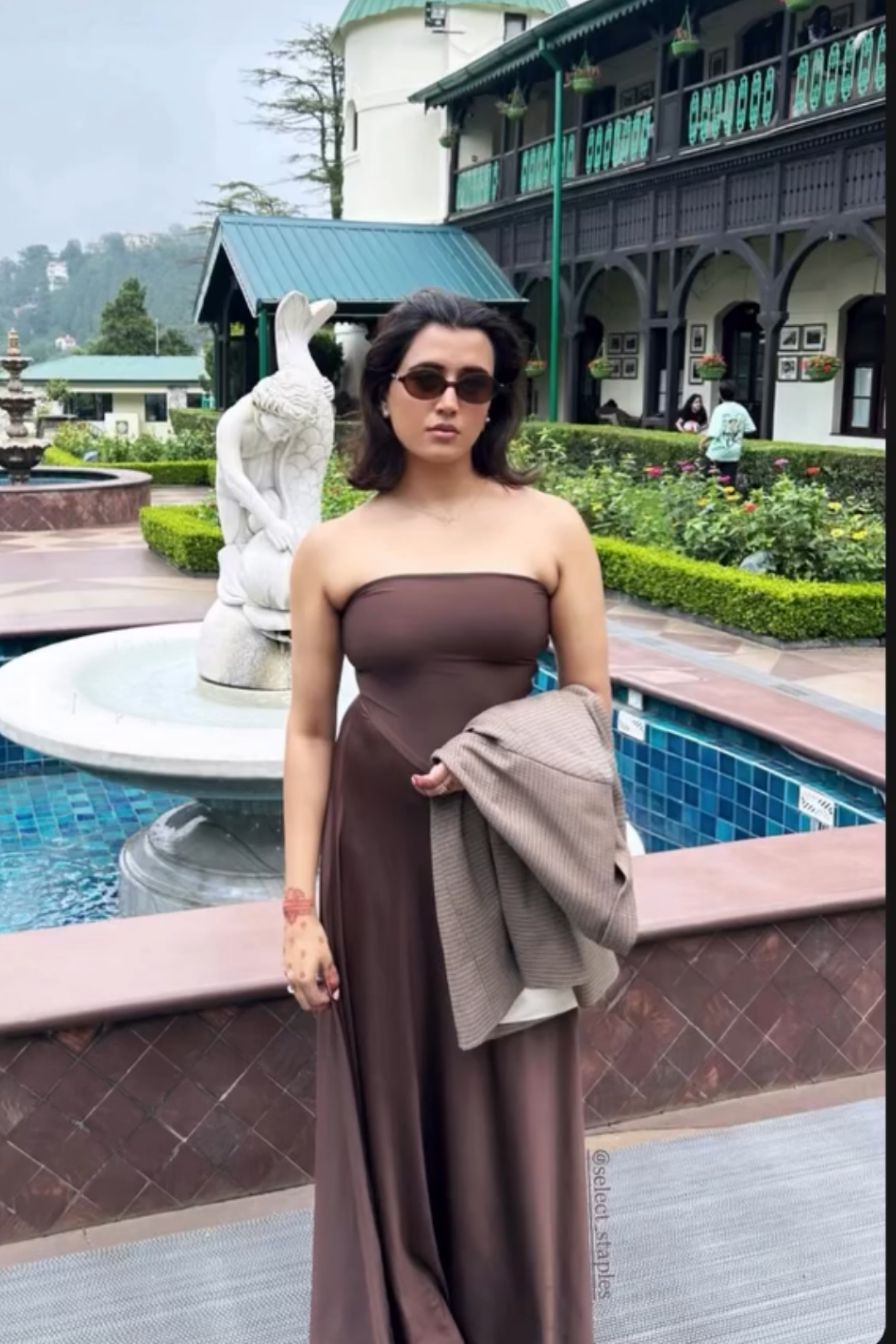 Sheena in Brown Flare Tube Dress - Flow Dress (Coco)