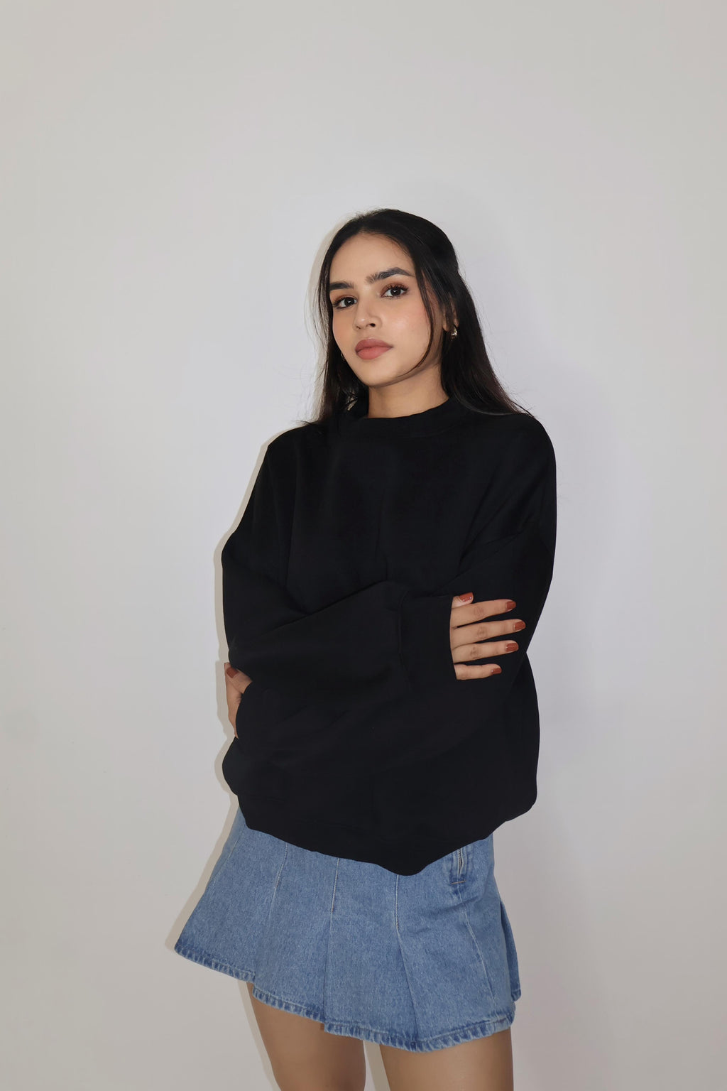 Khushi Hegde in Black Crewneck Sweatshirt - Butter Soft Crewneck (Onyx)