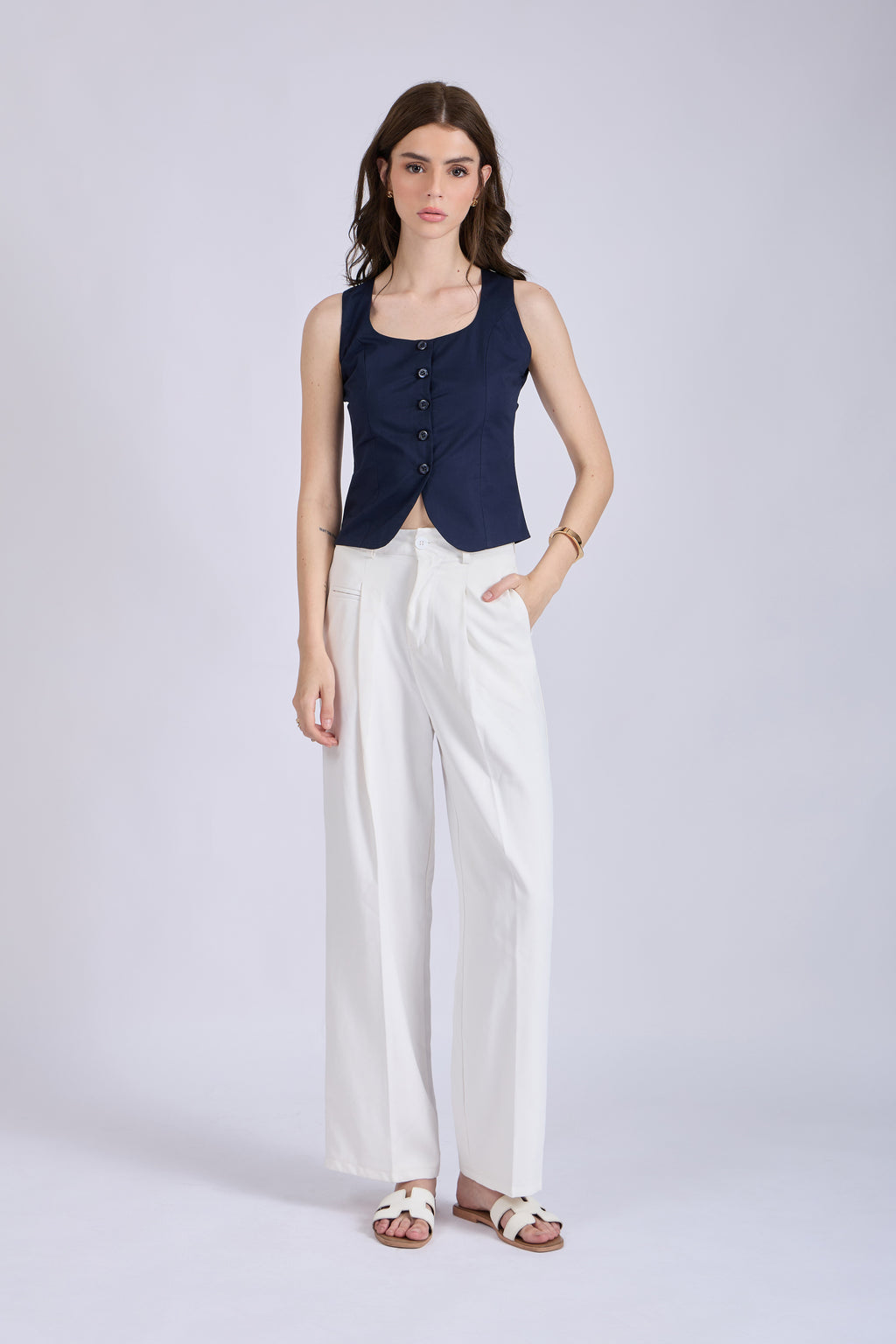 Yukta in aster waistcoat navy