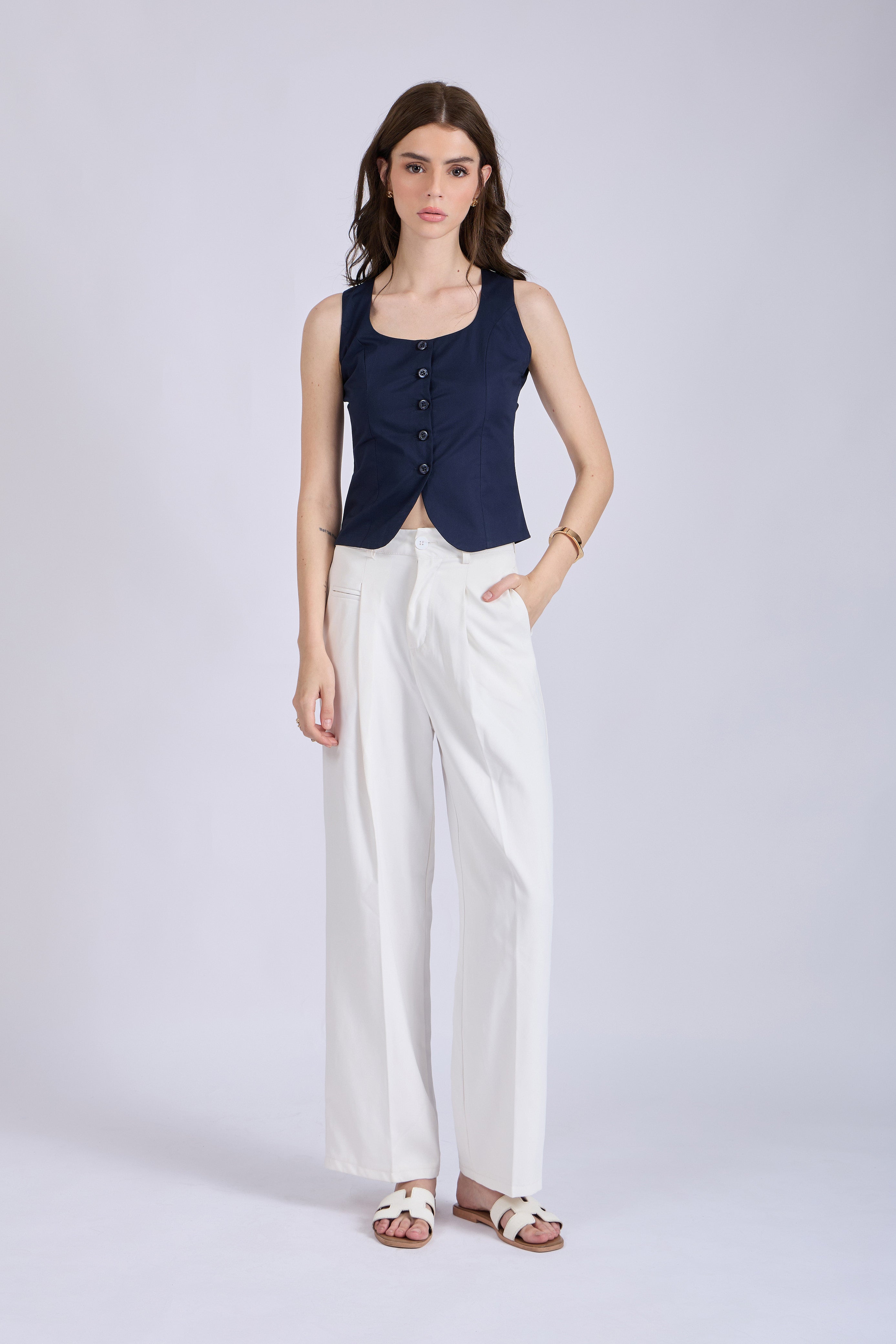 Yukta in aster waistcoat navy