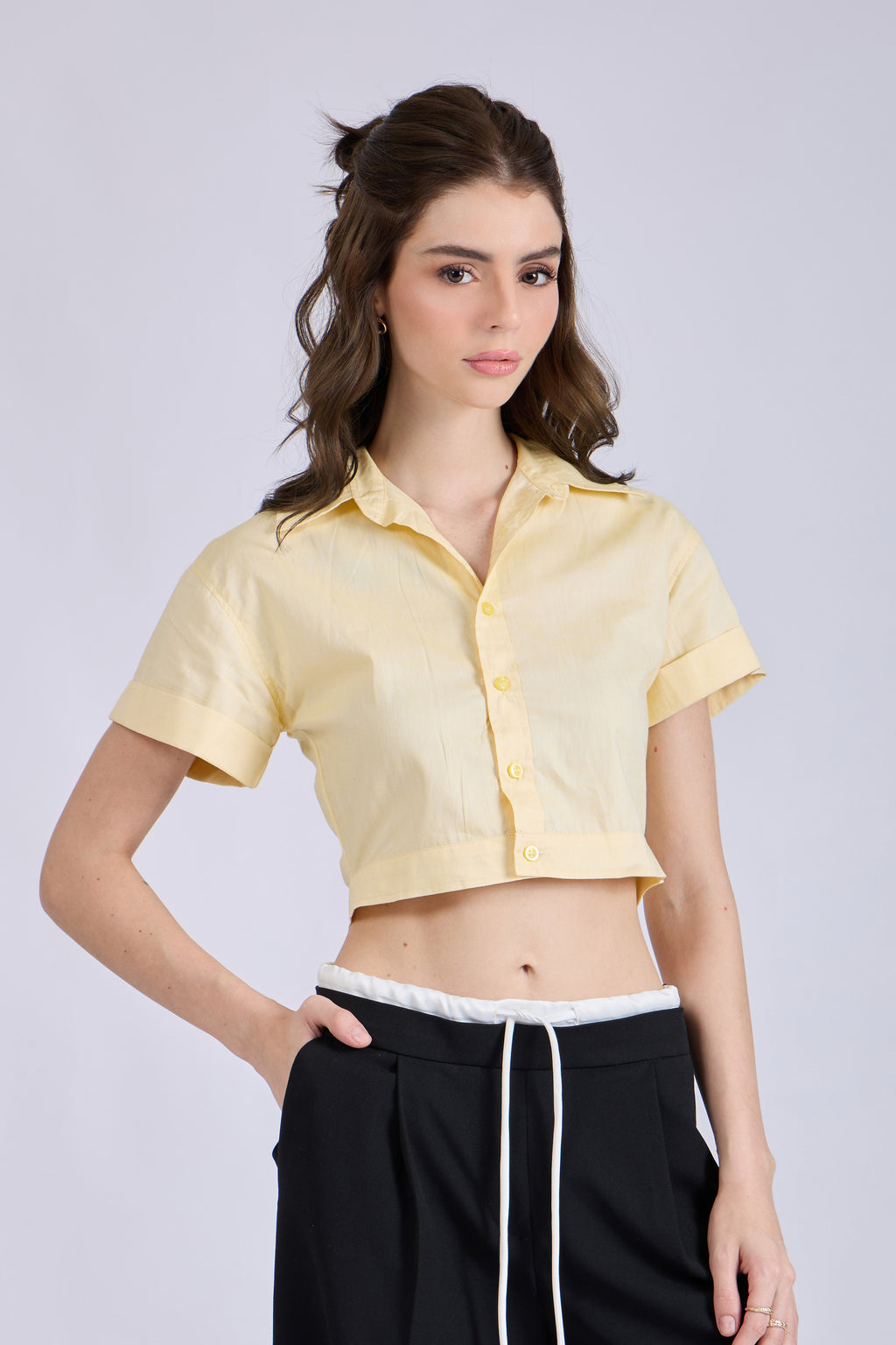 Butter Yellow Detail – SLIDE