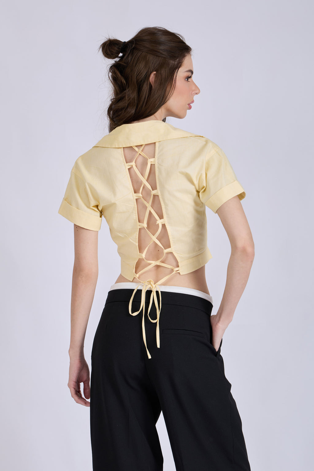 Butter Yellow Detail – SLIDE