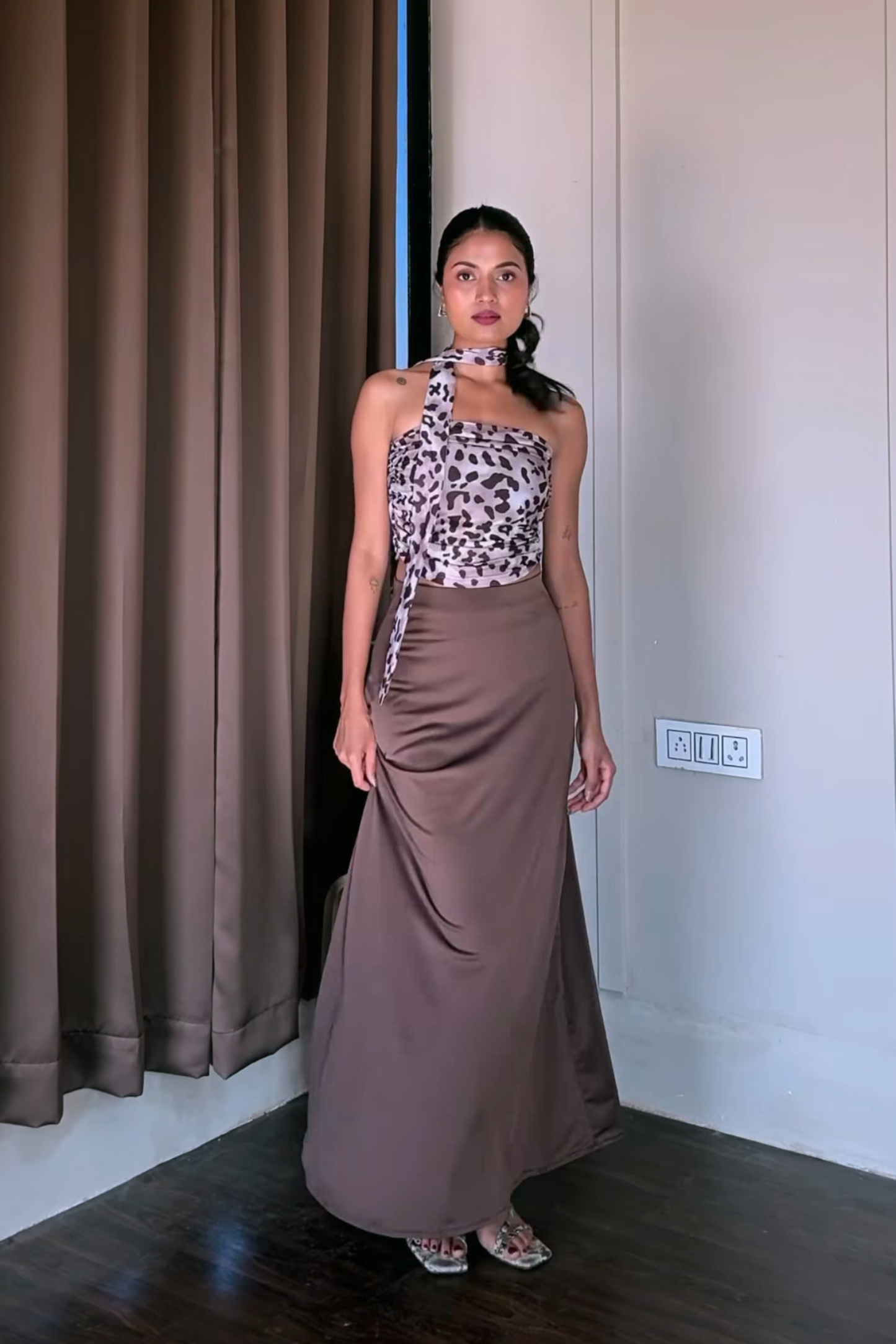 Shivani in cedar skirt coco