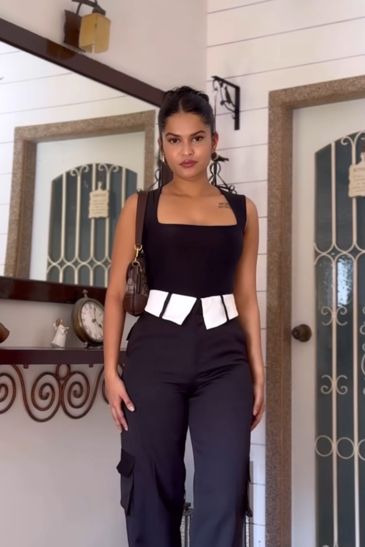 Rida in echo bodysuit onyx