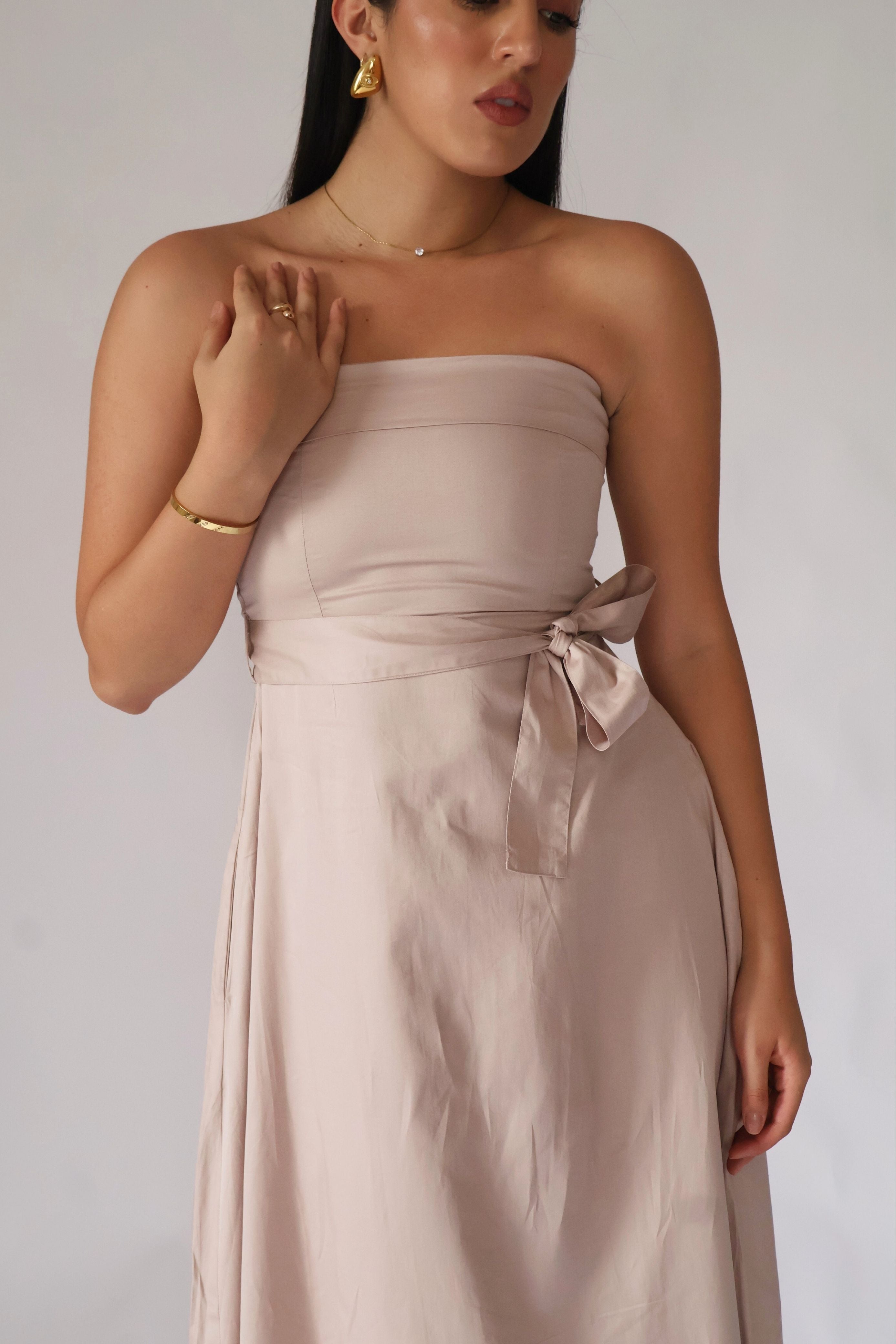 Sand Tube Bow Dress – SIENNA